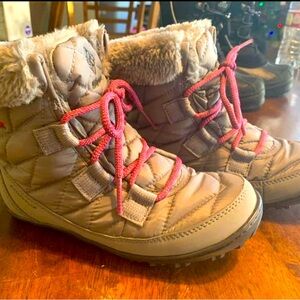 Columbia Snow Boots